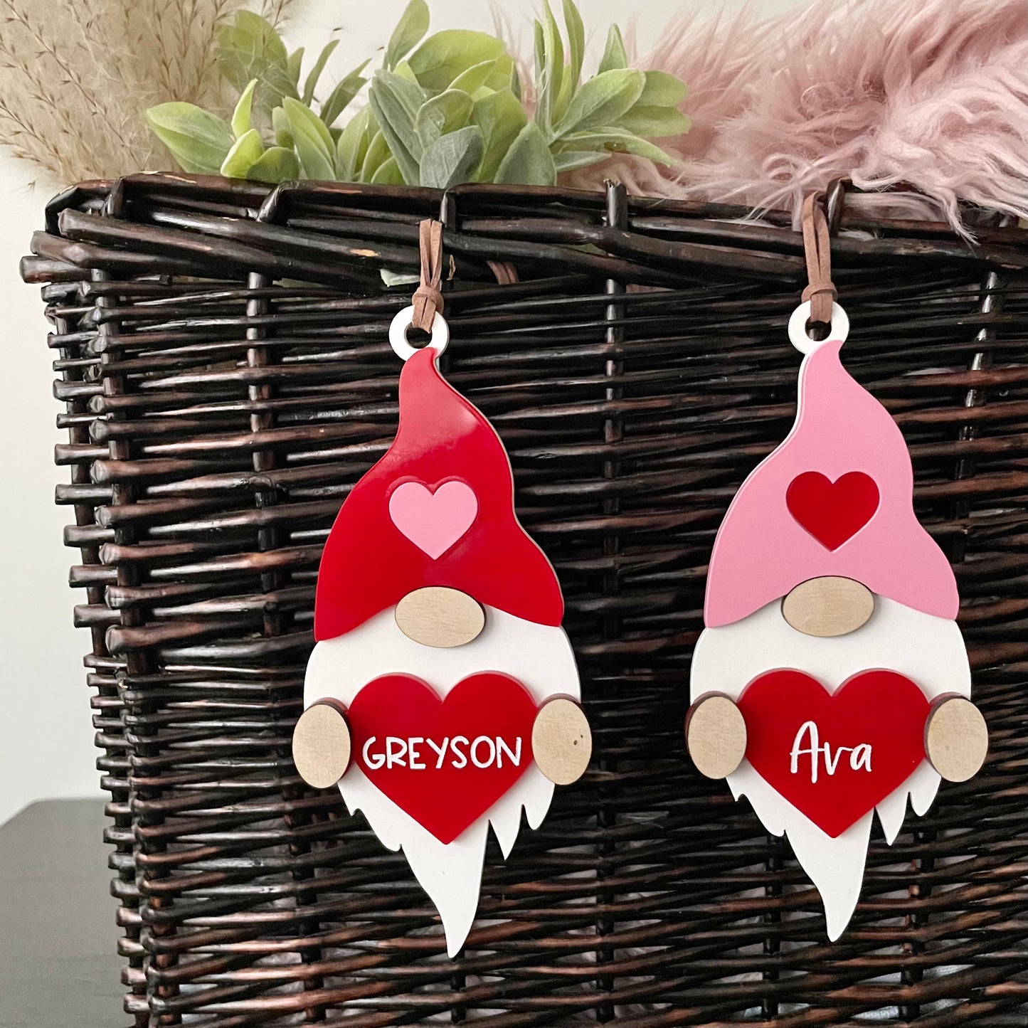 Love Gnome Valentine Tag